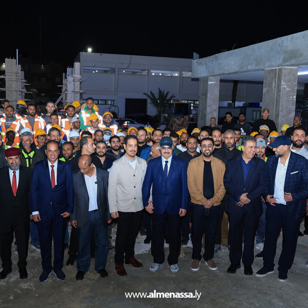 Extra 31.jpg111 31 القائد العام للقوات المسلحة المشير خليفة حفتر يتفقد مشاريع الإعمار في مدينة بنغازي