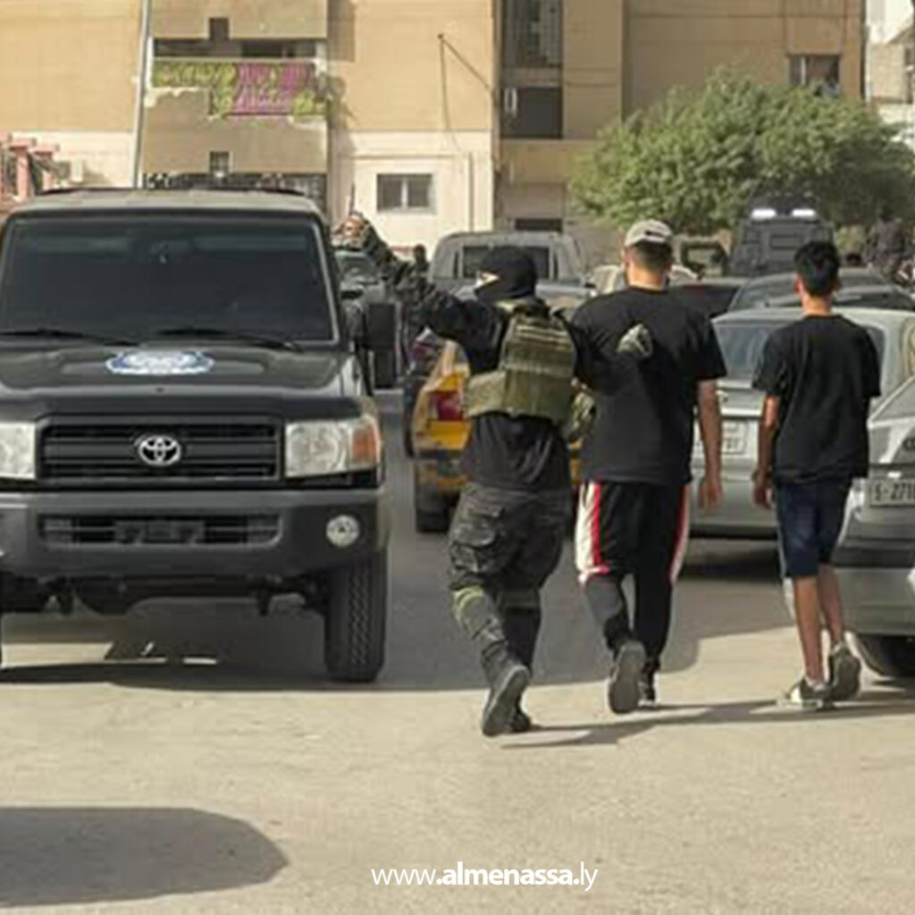 Extra 33.jpg1 33 جهاز دعم المديريات يداهم عددا من محلات الصرافة المتورطة في ممارسات ربوية