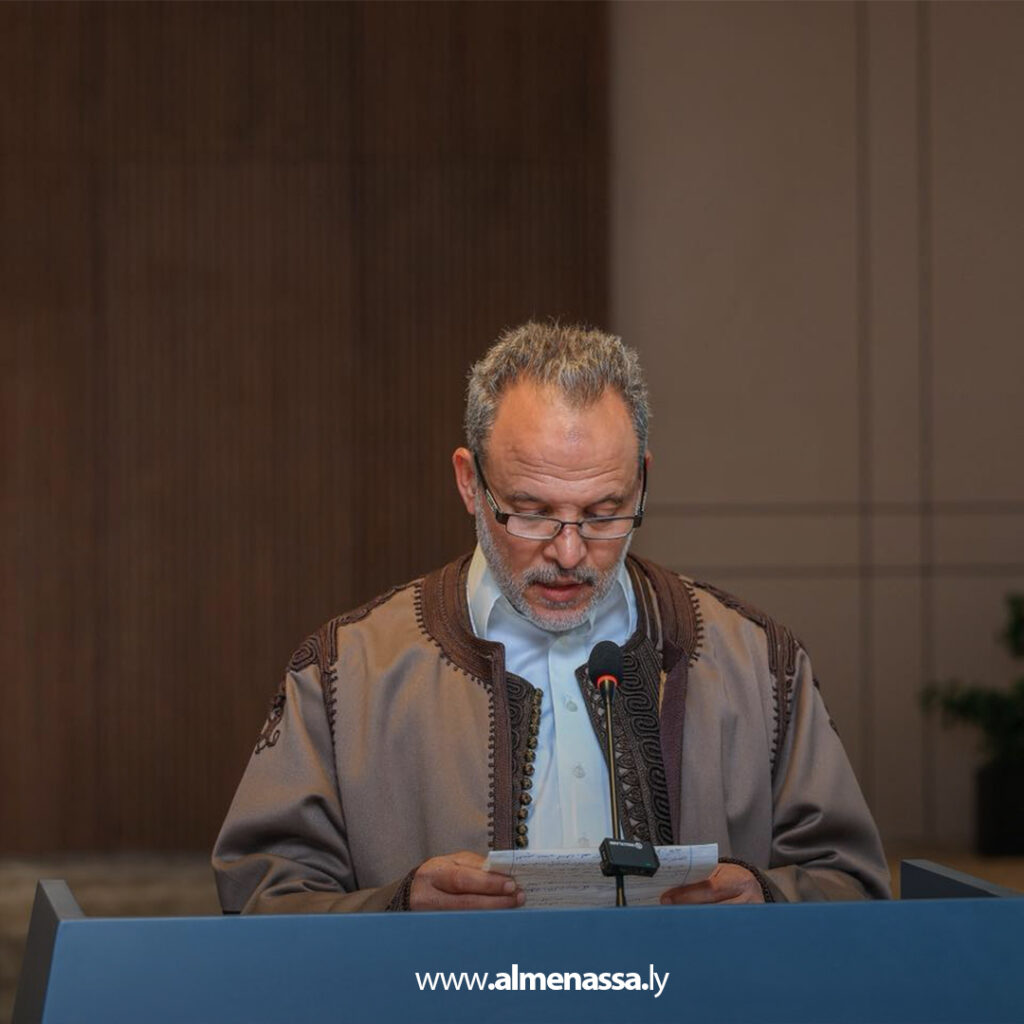 Extra 33.jpg8 33 القائد العام يستقبل مشايخ وأعيان وحكماء قبائل مدينة ككلة في مدينة المشير العسكرية