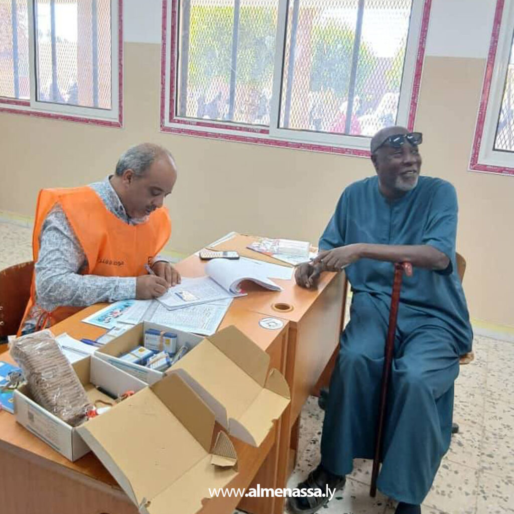 Extra 34.jpg1 34 المفوضية: توزيع 100,218 بطاقة ناخب في تسع بلديات