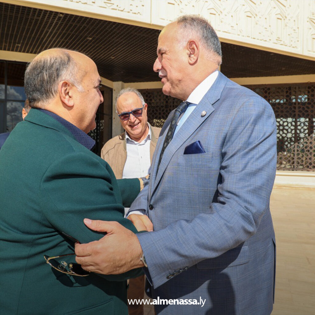 Extra 36.jpg5 36 رئيس ديوان مجلس النواب يكرم المستشار بوشناف تقديرا لمسيرته الوطنية في خدمة الدولة