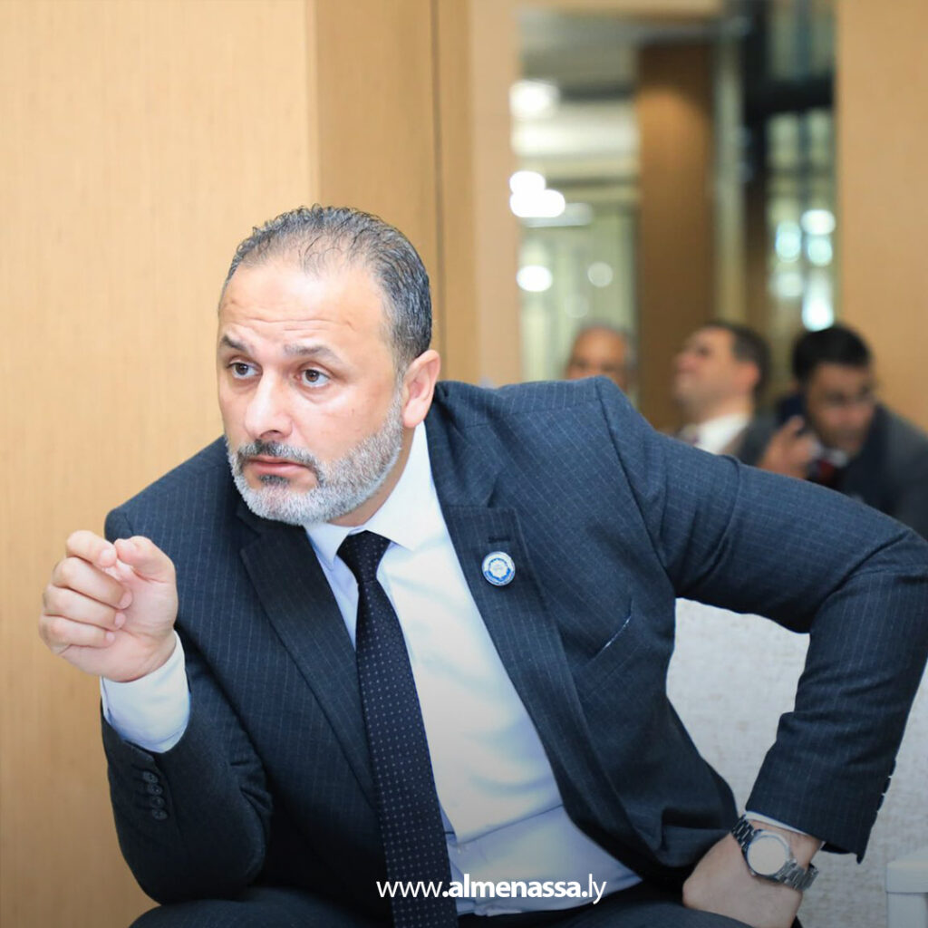 Extra 36.jpg8 36 القائد العام يزور جامعة بنغازي ويطلع على آخر مستجدات أعمال الإعمار التي يشرف عليها صندوق التنمية