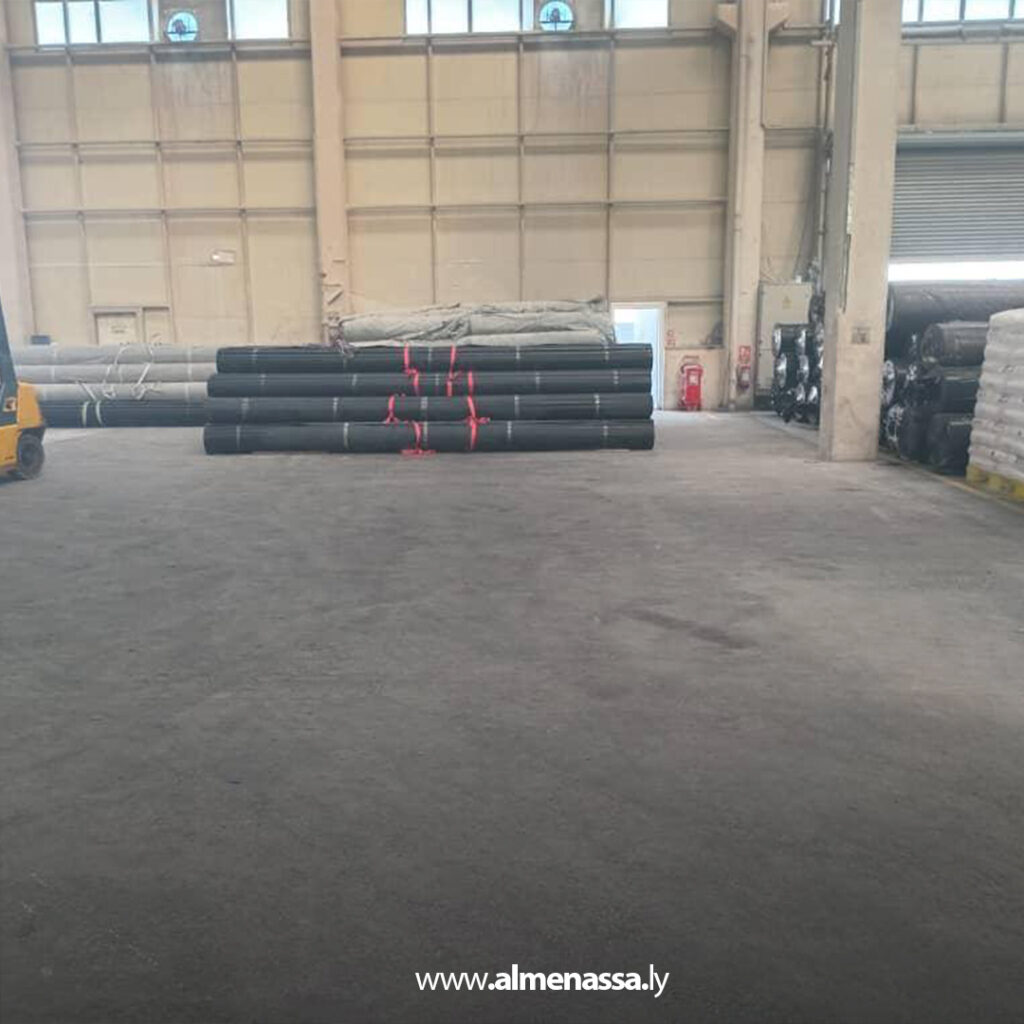 رئيس اللجنة الإدارية بجهاز النهر يتفقد خزان أجدابيا ويستعرض خطة صيانته 7 Extra 37.jpg7 37