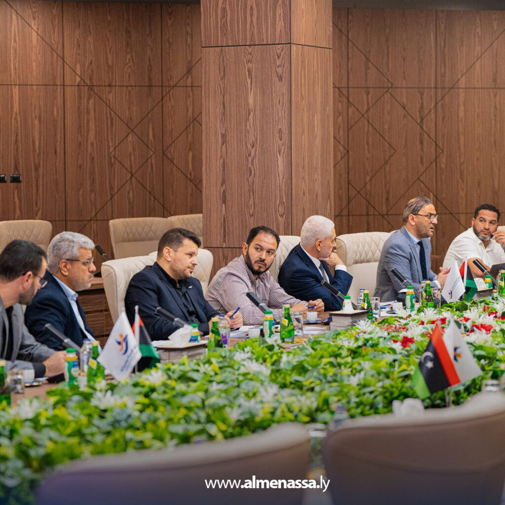 Extra 38.jpg3 38 الجمعية العمومية لشركة إيلاف تبحث انطلاق مشروع المجمع الإداري الاستثماري بمصراتة