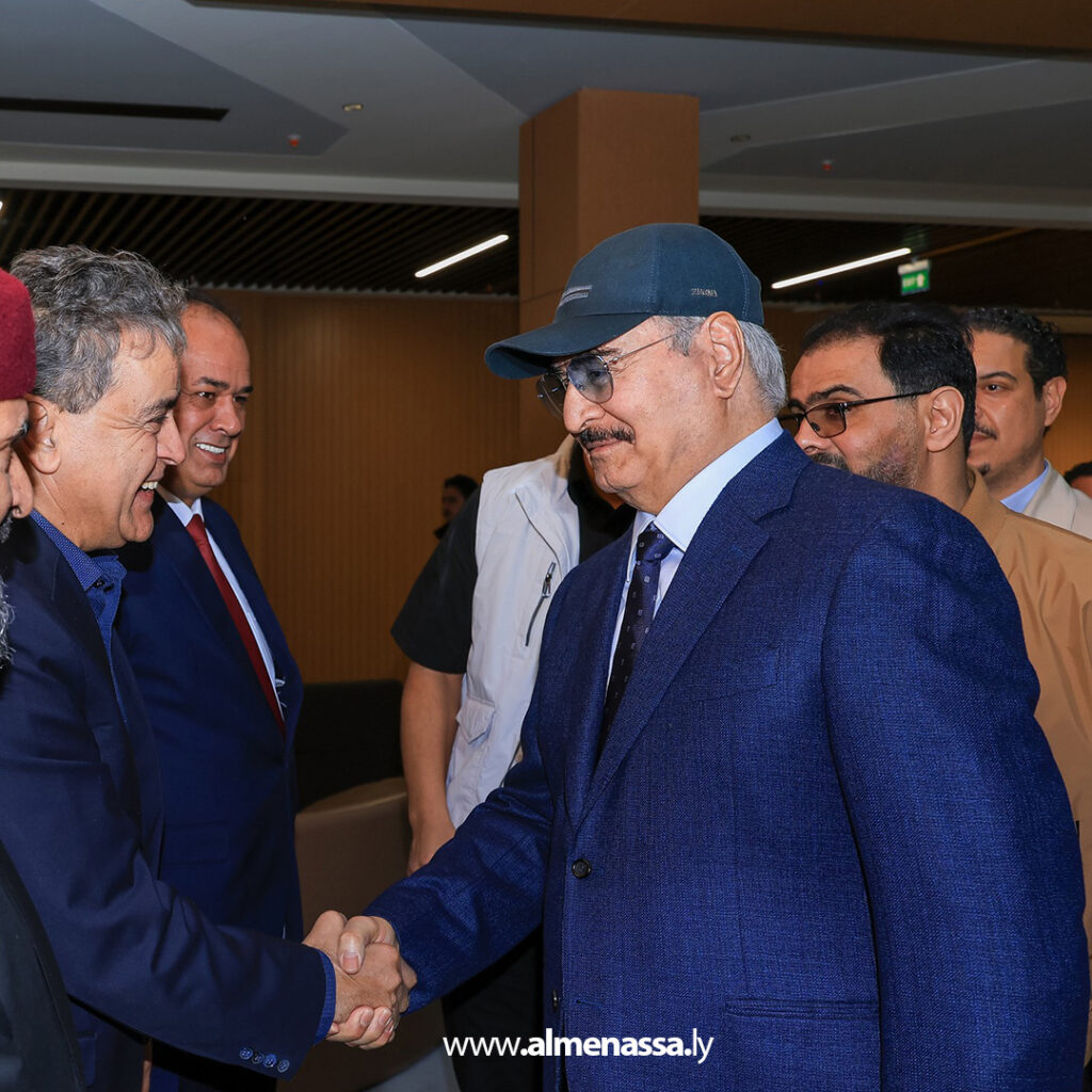 Extra 4.jpg1111111111111111 4 القائد العام للقوات المسلحة المشير خليفة حفتر يتفقد مشاريع الإعمار في مدينة بنغازي