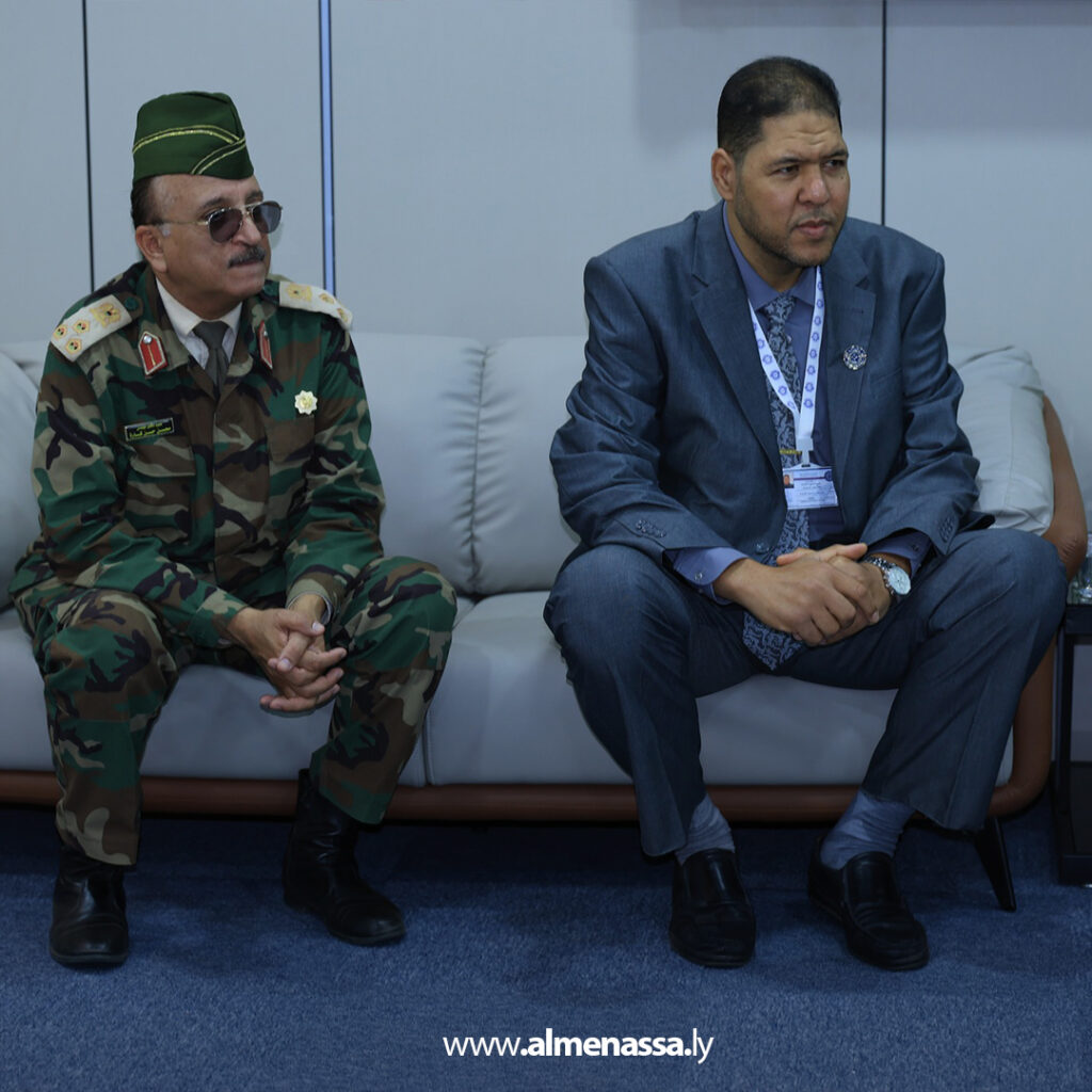 Extra 46.jpg5 46 وزارة الاتصالات تزور الأكاديمية العسكرية لتوقيع بروتوكول تعاون في المجالات التقنية والأمنية