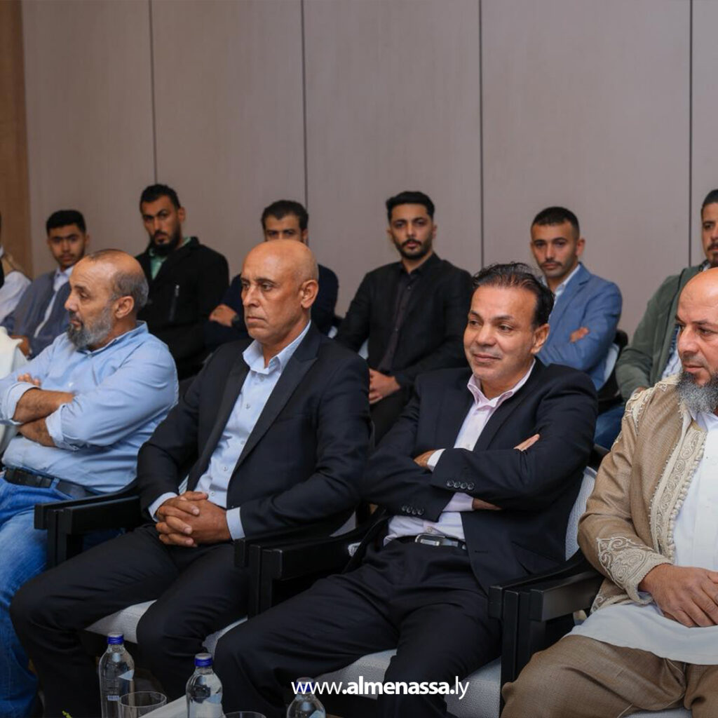 Extra 46.jpg6 46 القائد العام يستقبل مشايخ وأعيان وحكماء قبائل مدينة ككلة في مدينة المشير العسكرية