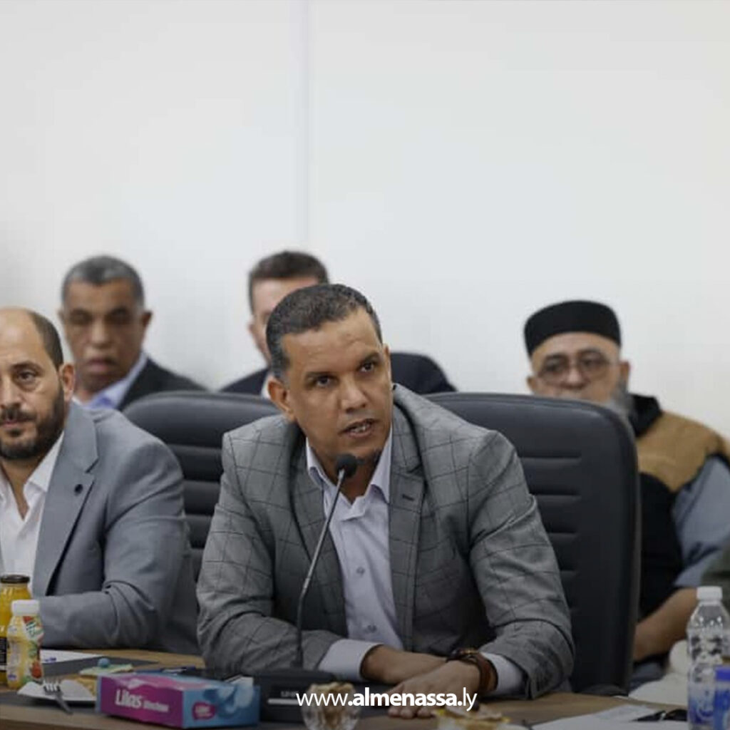 Extra 55.jpg3 55 وزير المواصلات يعقد اجتماعا تنسيقيا في بني وليد لمتابعة المشاريع الخدمية والتنموية