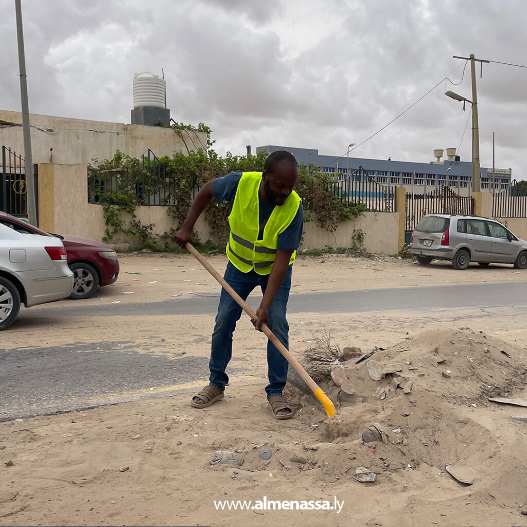 Extra 56.jpg11 56 بلدية العجيلات تبدأ معالجة الحفريات لتحسين حركة السير في الشوارع الحيوية