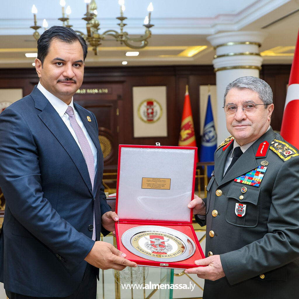 Extra 59.jpg11 59 نائب القائد العام يبحث مع رئيس الأركان التركي تعزيز التعاون العسكري بين ليبيا وتركيا