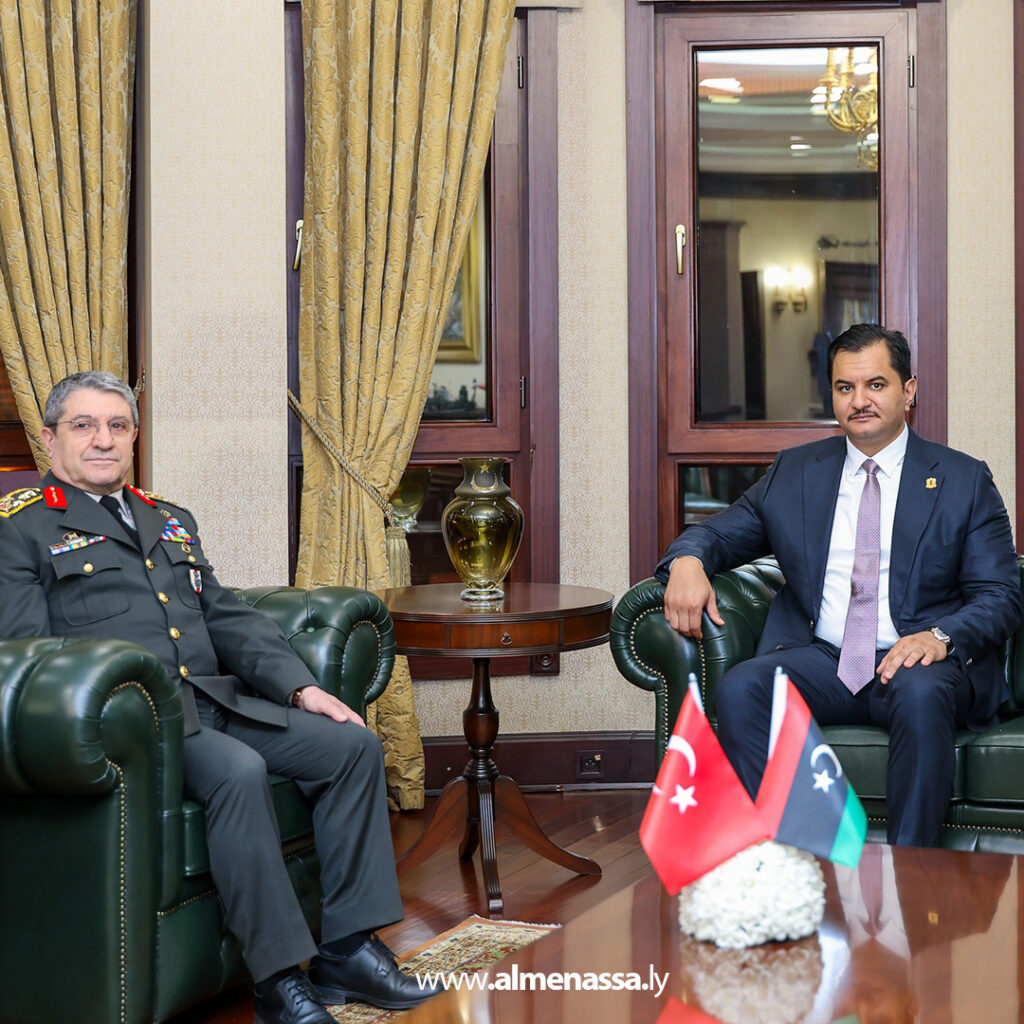 Extra 59.jpg1 59 نائب القائد العام يبحث مع رئيس الأركان التركي تعزيز التعاون العسكري بين ليبيا وتركيا