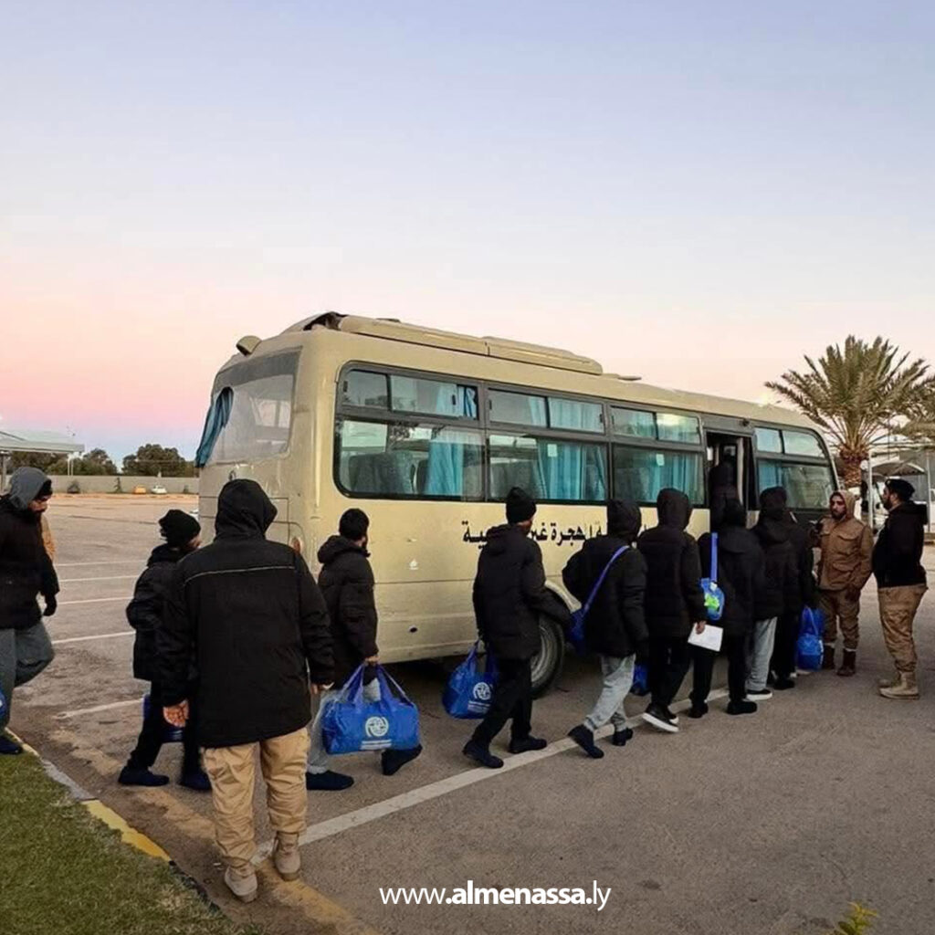 Extra 62.jpg6 62 عودة 173 مهاجرا بنغلاديشيا من ليبيا إلى بلادهم بالتنسيق مع منظمة الهجرة الدولية