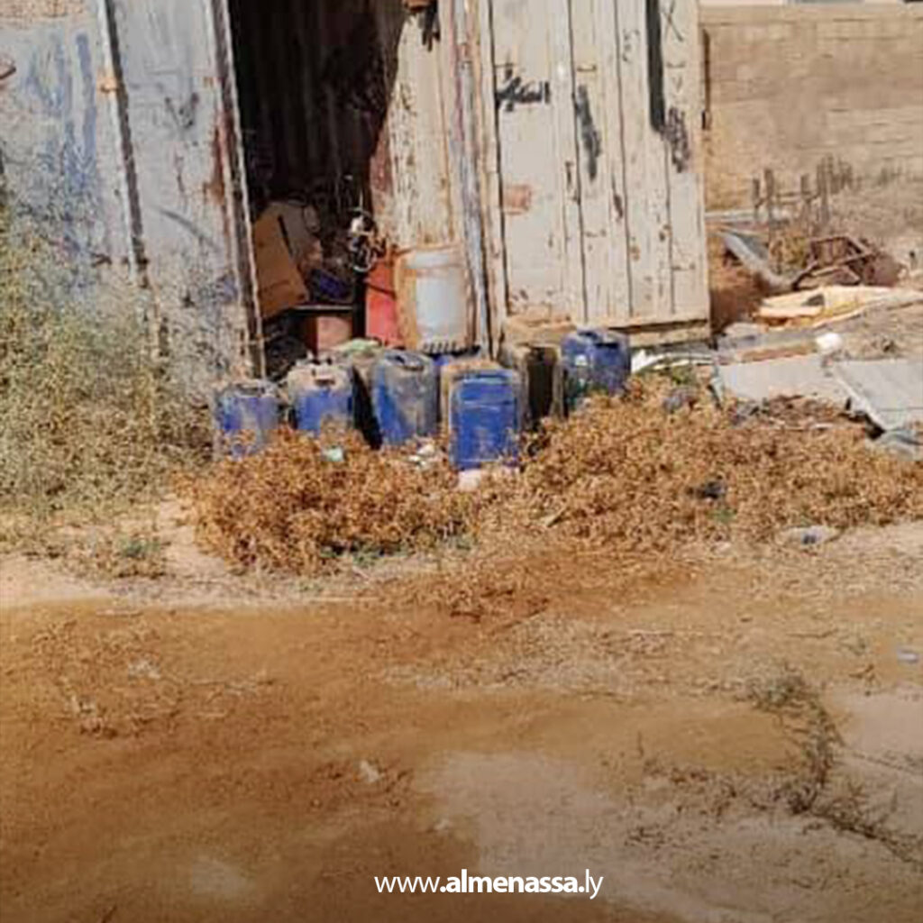 Extra 65 جهاز البحث الجنائي يضبط موقعاً لتخزين وقود الديزل خارج الإطار القانوني في منطقة جردينة