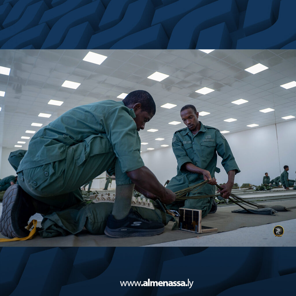 Extra 68.jpg5 68 انطلاق دورة المظلات رقم 79 بمدرسة الصاعقة والمظلات للقوات المسلحة