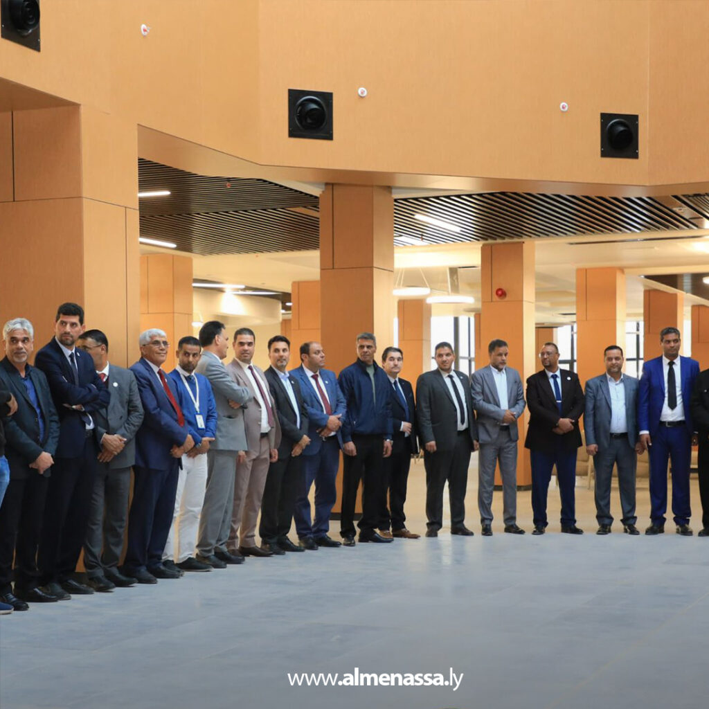 Extra 71.jpg4 71 القائد العام يزور جامعة بنغازي ويطلع على آخر مستجدات أعمال الإعمار التي يشرف عليها صندوق التنمية