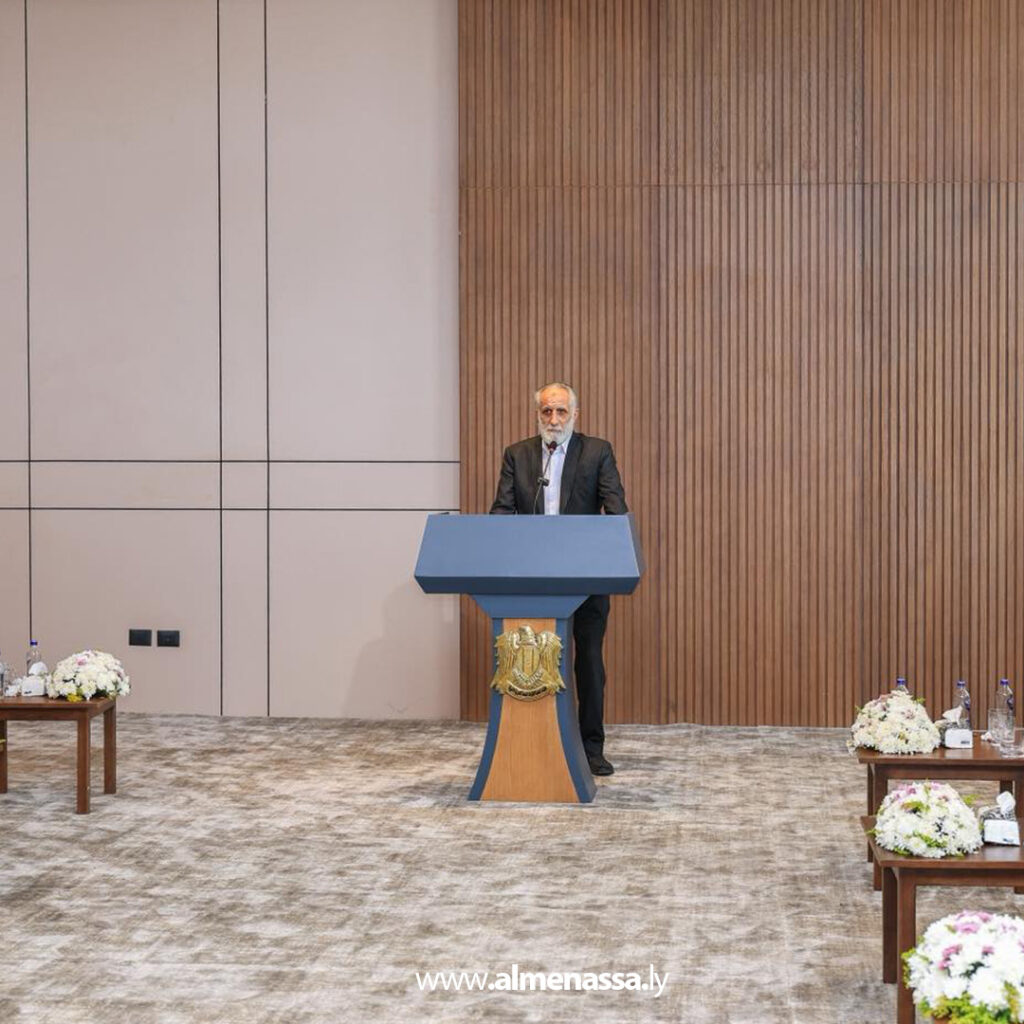 Extra 8.jpg11111 8 القائد العام للقوات المسلحة يلتقي مجموعة من النخب والنشطاء والإعلاميين والأكاديميين والحقوقيين