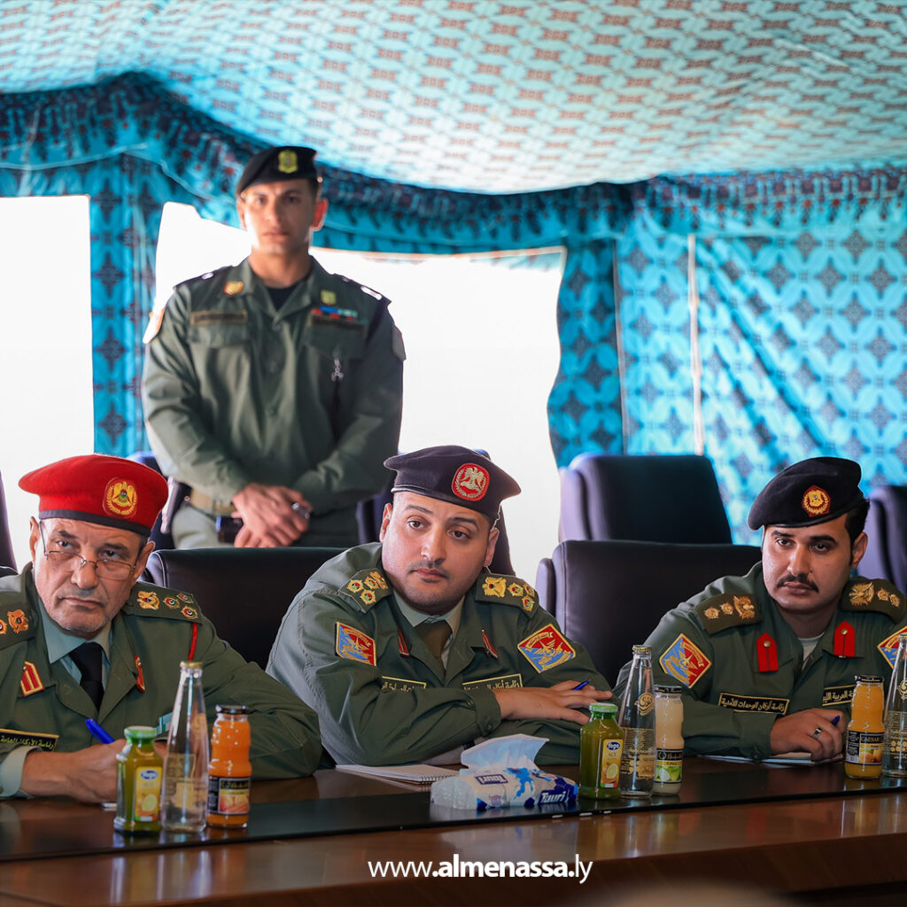 Extra 8.jpg19 8 في زيارة ميدانية للكفرة.. رئيس الأركان العامة يشدد على وحدة الصف ودعم الأمن والتنمية
