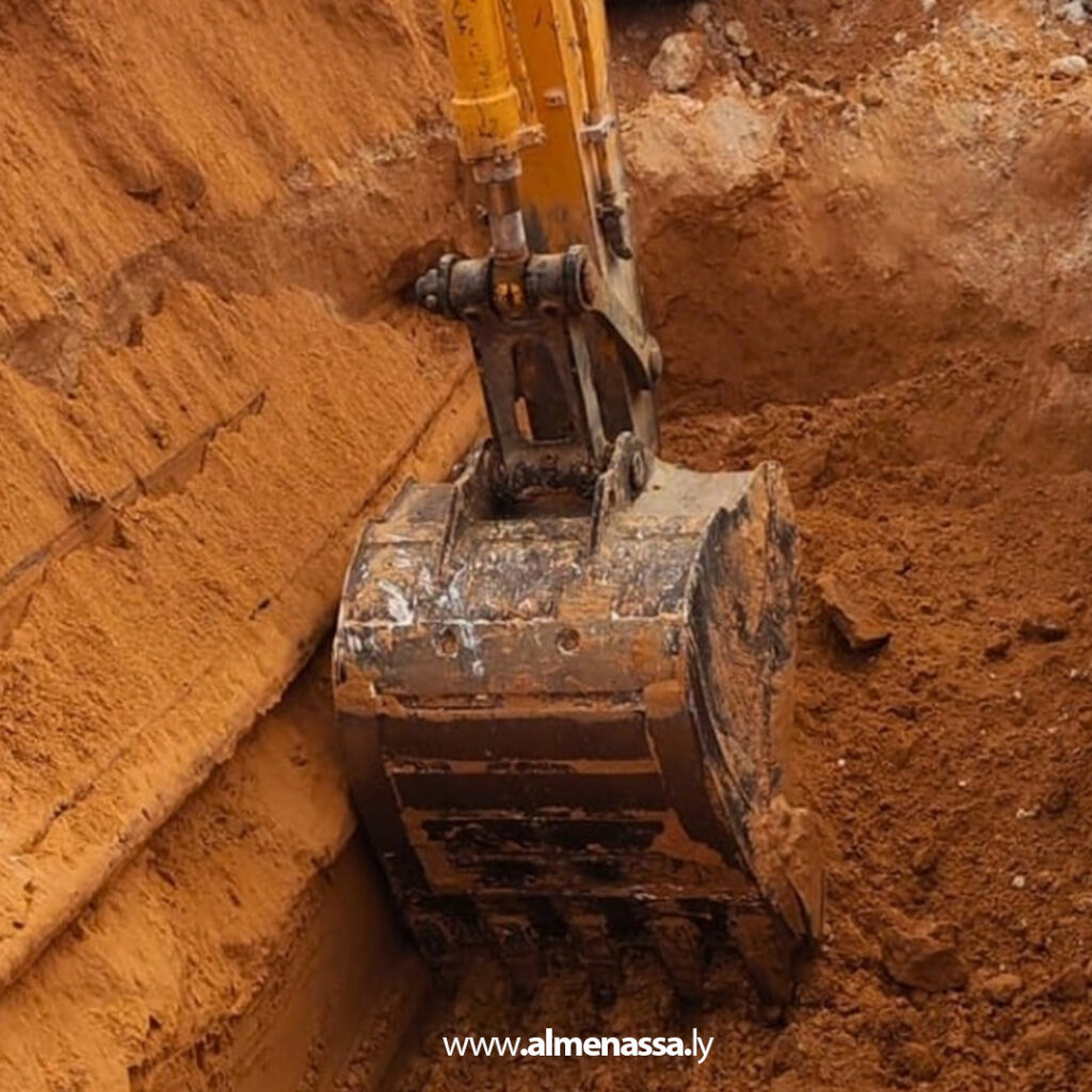 Extra 82.jpg1 82 استمرار أعمال إعادة رصف الطريق بين ميدان التحرير وجزيرة الفلاح في حي الأندلس