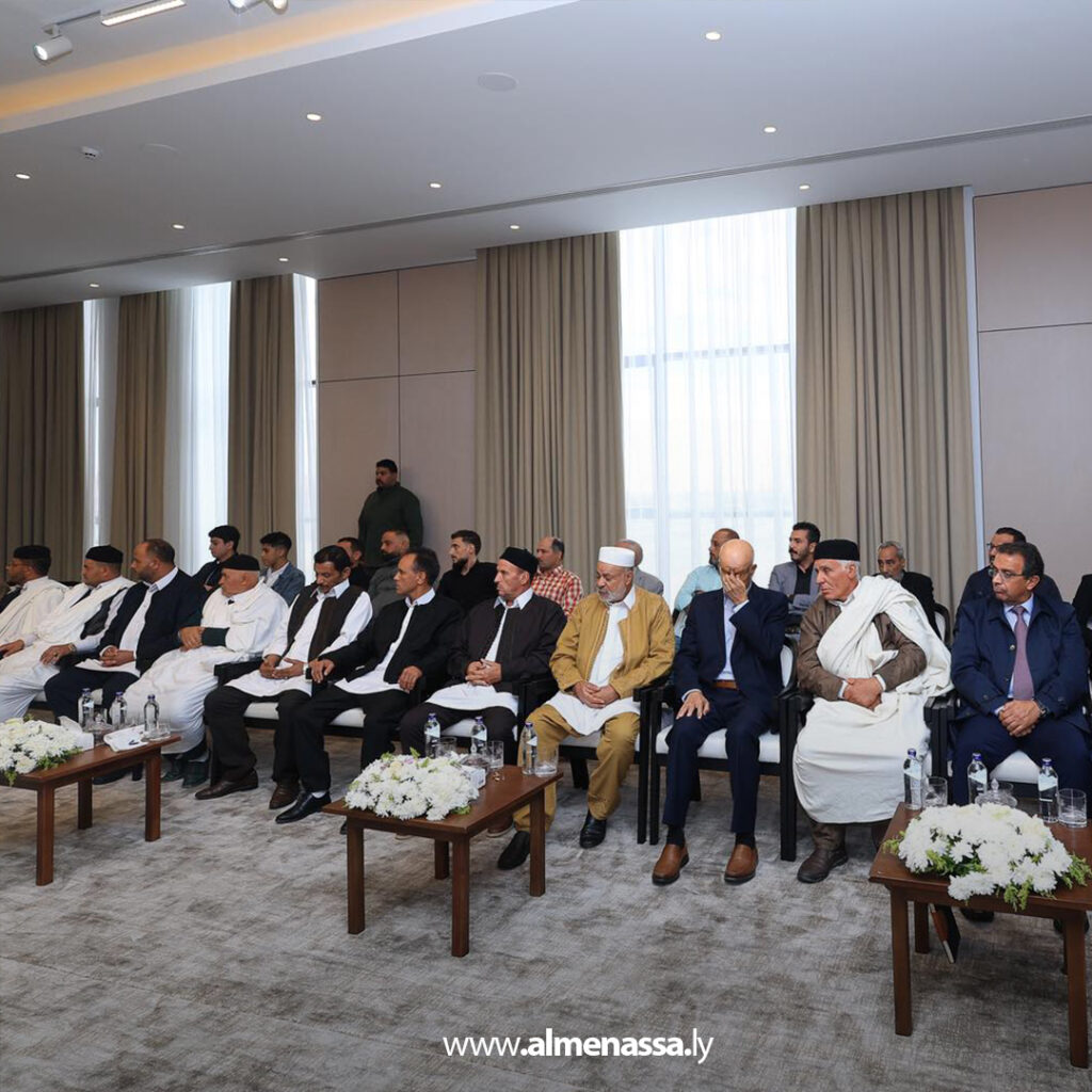 Extra 9.jpg21 9 القائد العام يستقبل مشايخ وأعيان وحكماء قبائل مدينة ككلة في مدينة المشير العسكرية