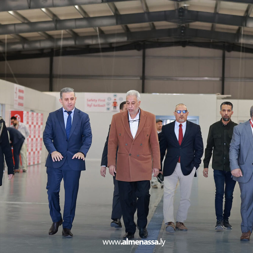 Extra 96.jpg3 96 اتفاقية بين وزارة العمل وشركة تويوتا لتطوير العناصر الوطنية