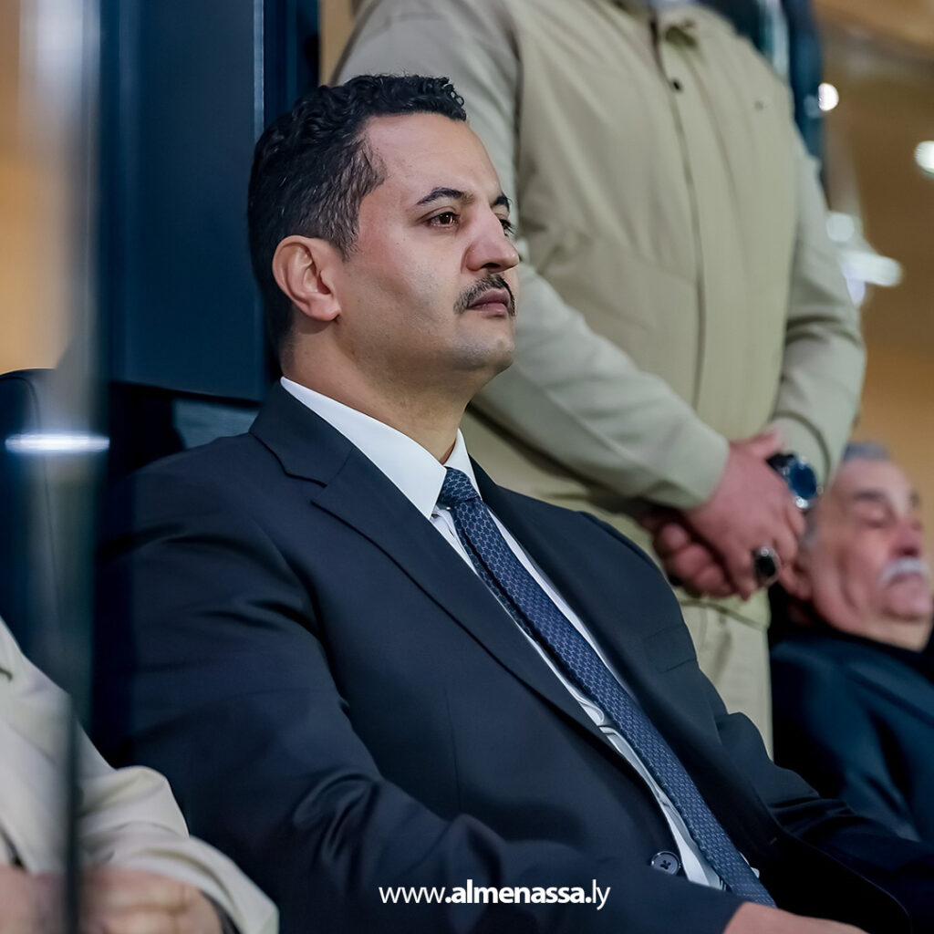 Extra.jpg1111 القائد العام يفتتح ملعب الاتحاد العسكري في مدينة المشير بحضور حكومي وعسكري