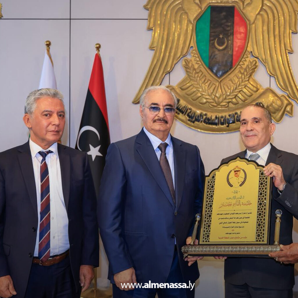 Extra.jpg111111111111 القائد العام يستقبل أعيان الساحل الغربي ويؤكد أن إصلاح الدولة لن يتحقق إلاّ بقرار شعبي يضع حداً لمسارات العبث