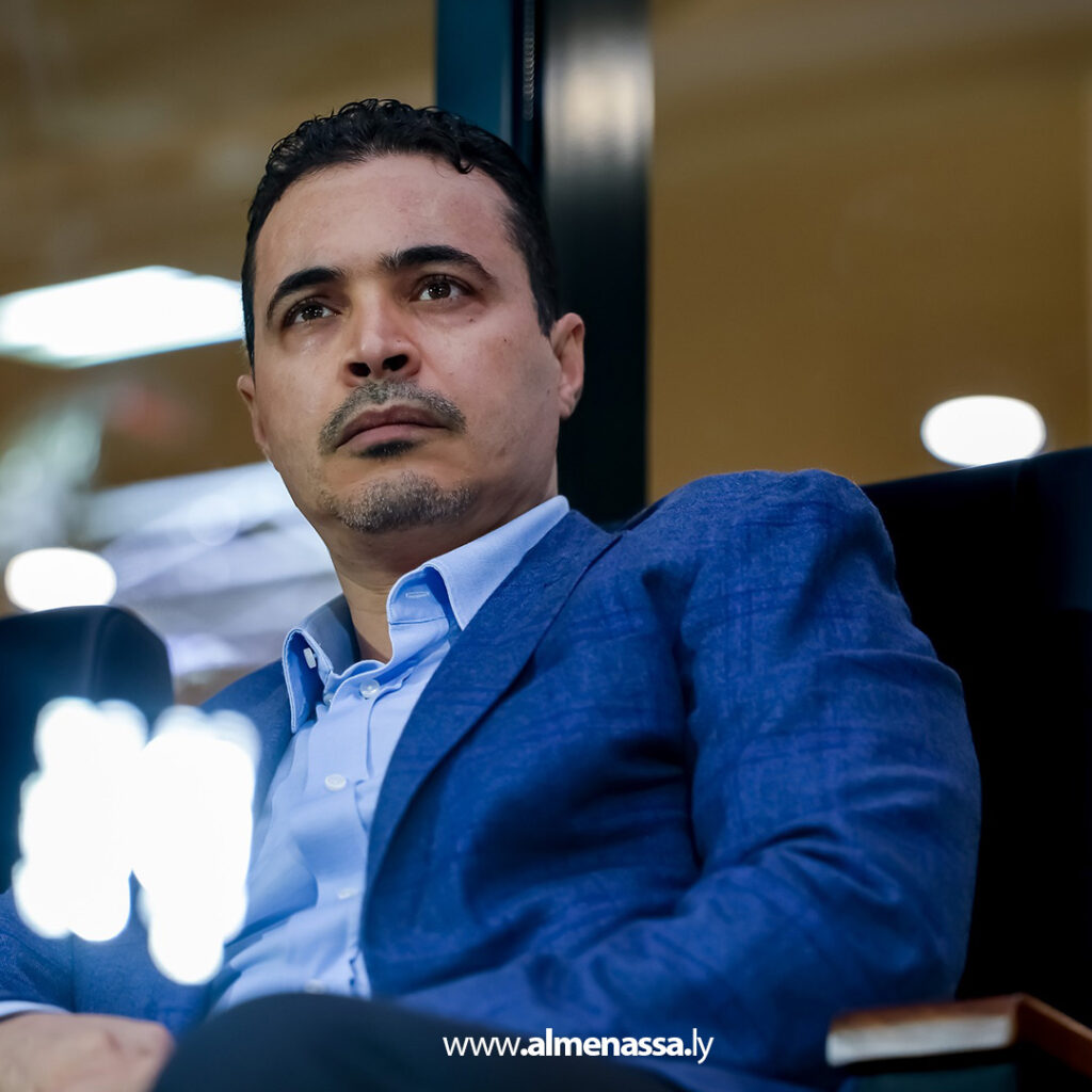 Extra.jpg1111111111111 القائد العام يفتتح ملعب الاتحاد العسكري في مدينة المشير بحضور حكومي وعسكري