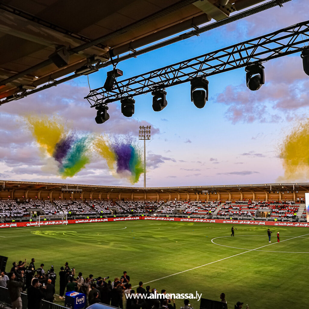 Extra.jpg111111111111111 القائد العام يفتتح ملعب الاتحاد العسكري في مدينة المشير بحضور حكومي وعسكري