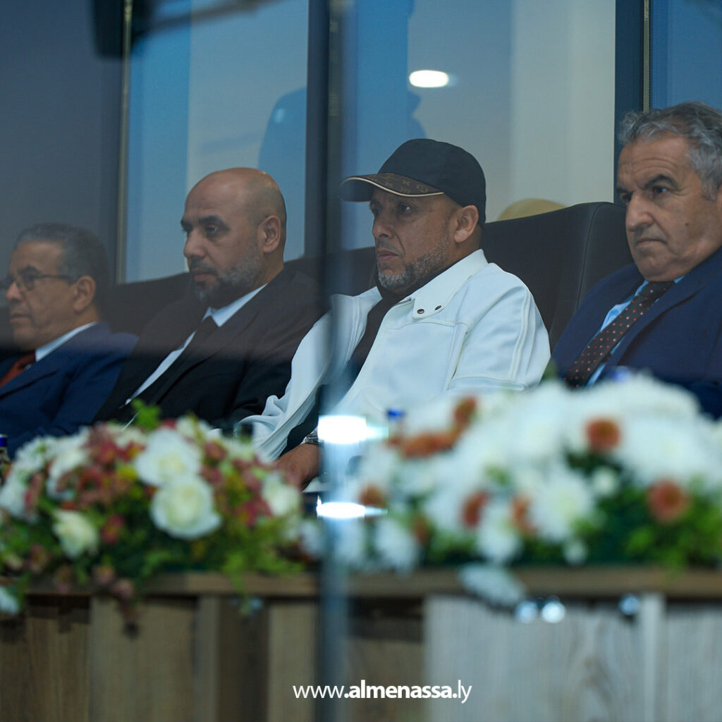 Extra.jpg11111111111111111111 القائد العام يفتتح ملعب الاتحاد العسكري في مدينة المشير بحضور حكومي وعسكري