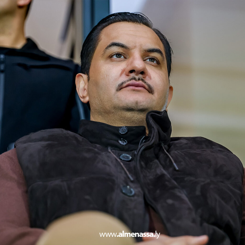 Extra.jpg11111111111111111111111 القائد العام يفتتح ملعب الاتحاد العسكري في مدينة المشير بحضور حكومي وعسكري