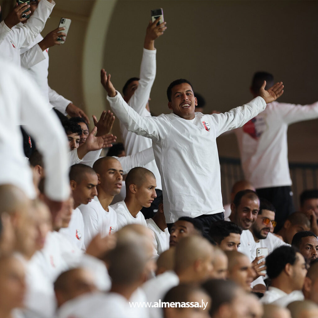 Extra.jpg11111111111111111111111111 القائد العام يفتتح ملعب الاتحاد العسكري في مدينة المشير بحضور حكومي وعسكري