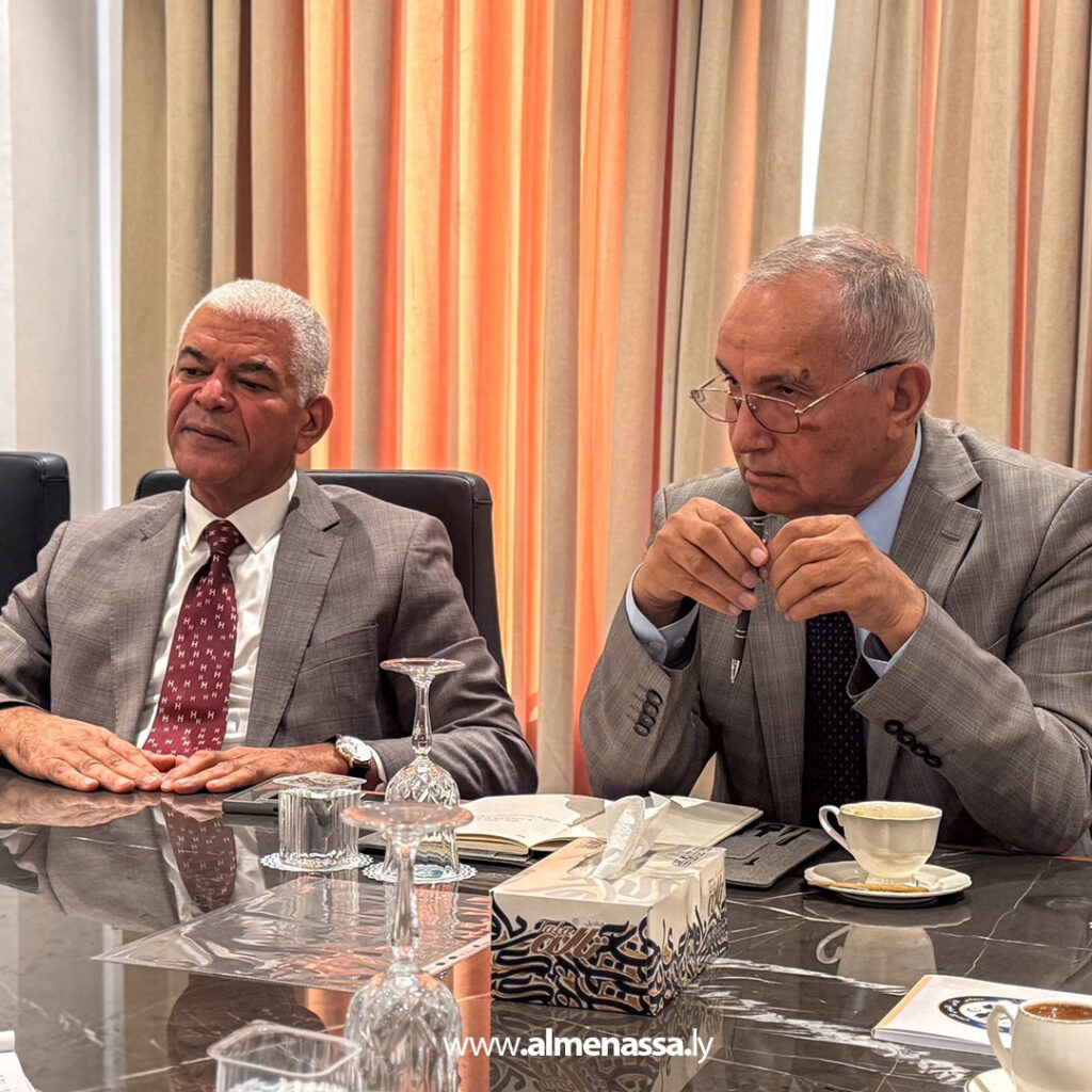 Extra.jpg222 الناظوري يعقد اجتماعًا لتعزيز الأمن الاقتصادي والمالي في ليبيا