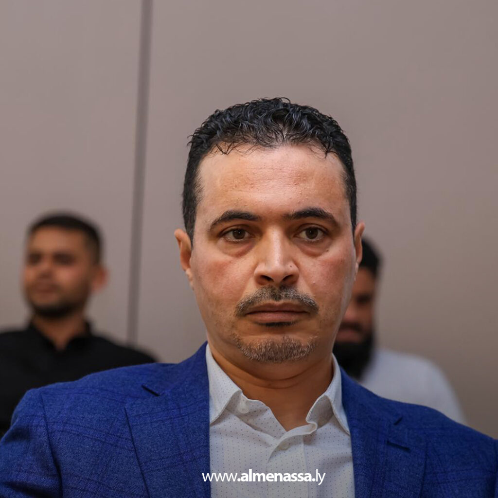 Extra 1.jpg34 1 القائد العام يستقبل مشايخ بني وليد ويؤكد بأن ليبيا بحاجة إلى تغيير جذري يقوده الشعب لبناء دولة موحدة ومستقرة