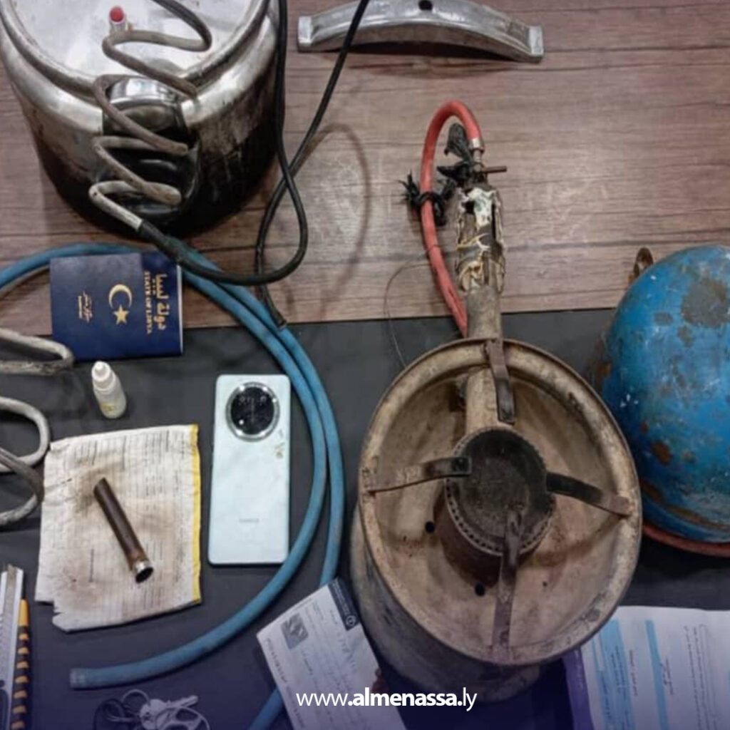 Extra 10 ضبط سائق مخمور بحوزته أدوات لتصنيع الخمور بعد حادث سير في البيضاء