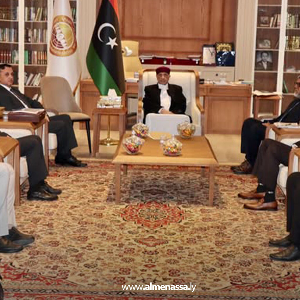 Extra 107.jpg1 107 الرقابة الإدارية تسلم تقريرها السنوي لمجلس النواب