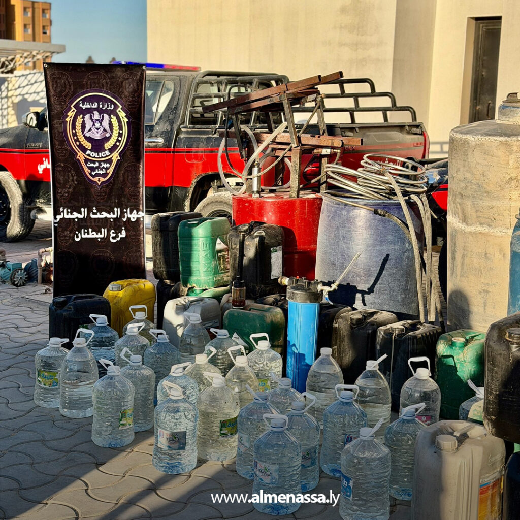 Extra 114 مداهمة أمنية في طبرق تكشف مصنع خمور محلية وتُحيل المتورطين إلى العدالة