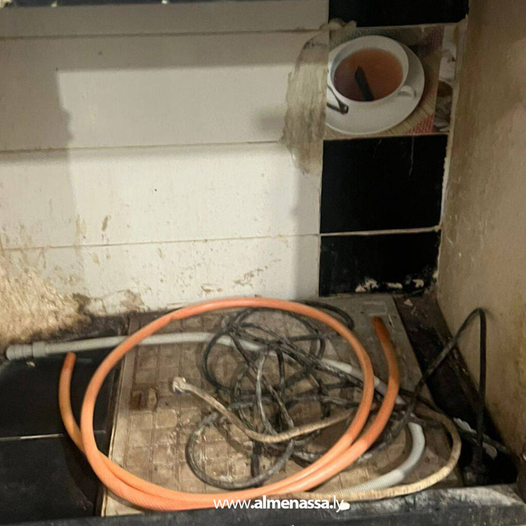 Extra 20 حشرات وقوارض داخل صالات مناسبات في بنغازي وإغلاقها لمخالفتها الاشتراطات الصحية