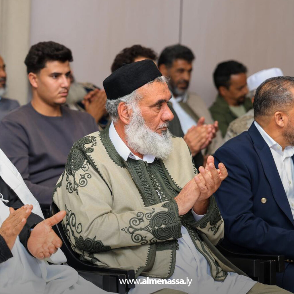 Extra 6.jpg15 6 القائد العام يستقبل مشايخ وأعيان الزاوية ويؤكد أن مدينة الزاوية مؤثرة ولا يمكن أن تبقى خارج دائرة صنع القرار