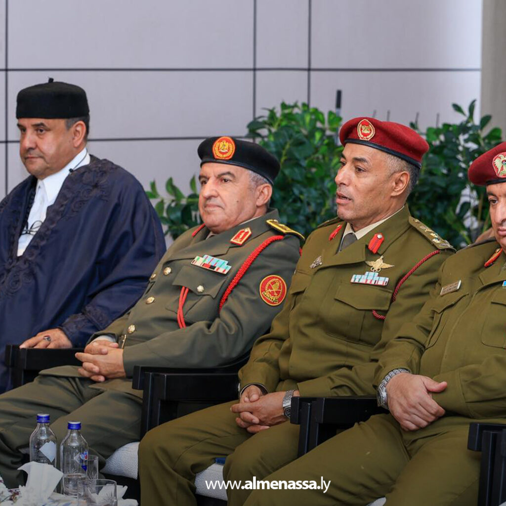 Extra 6.jpg16 6 القائد العام يستقبل مشايخ وأعيان الزاوية ويؤكد أن مدينة الزاوية مؤثرة ولا يمكن أن تبقى خارج دائرة صنع القرار