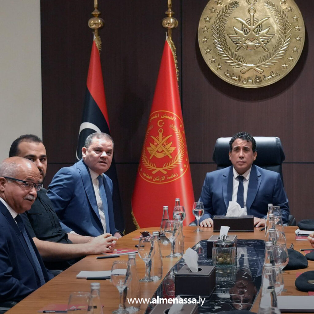 Extra 65.jpg1 65 المنفي يبحث في طرابلس إعادة تنظيم الجيش الليبي وتفعيل قانون التقاعد العسكري