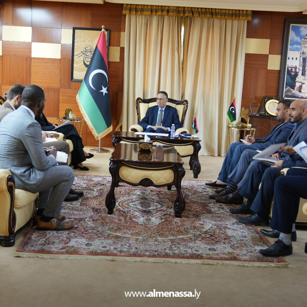 Extra 81.jpg2 81 الحويج يناقش مع المبعوث الخاص للأمين العام للأمم المتحدة الوضع الاقتصادي في ليبيا