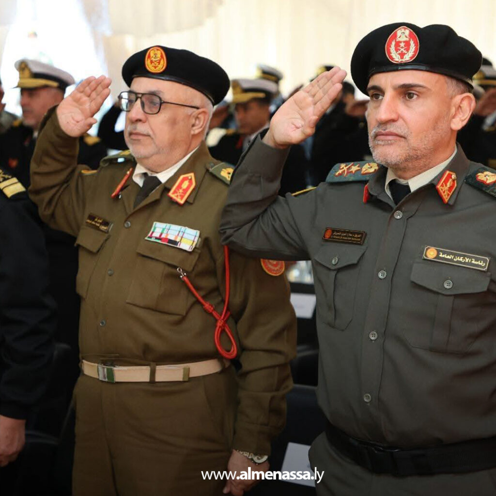 Extra 89.jpg2 89 المركز البحري يحتفل بتخريج دفعة جديدة من غواصي الإنقاذ