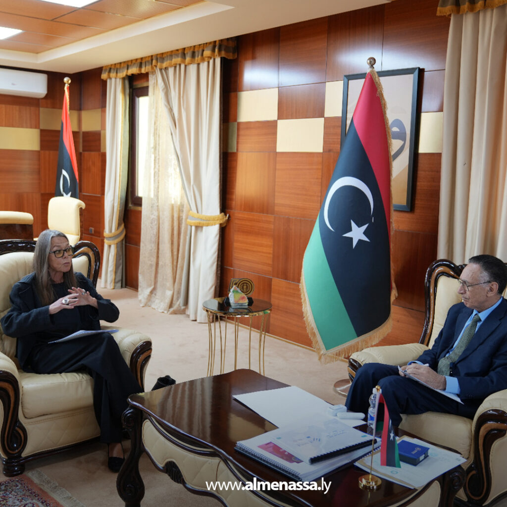 Extra 99.jpg1 99 الحويج يناقش مع المبعوث الخاص للأمين العام للأمم المتحدة الوضع الاقتصادي في ليبيا