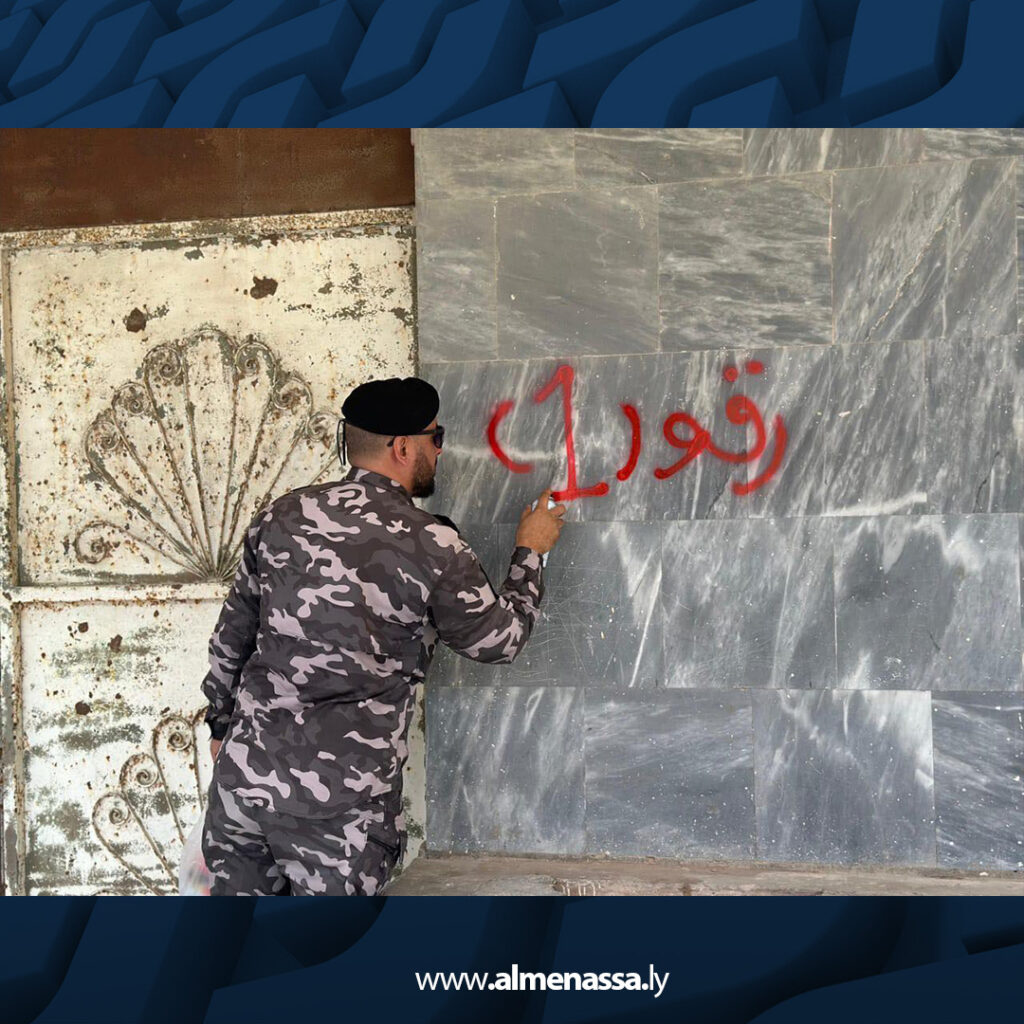 extra Recovered 58.jpg2 58 إدارة إنفاذ القانون تفحص عمارات متهالكة في حي الأكواخ تمهيدا للإخلاء