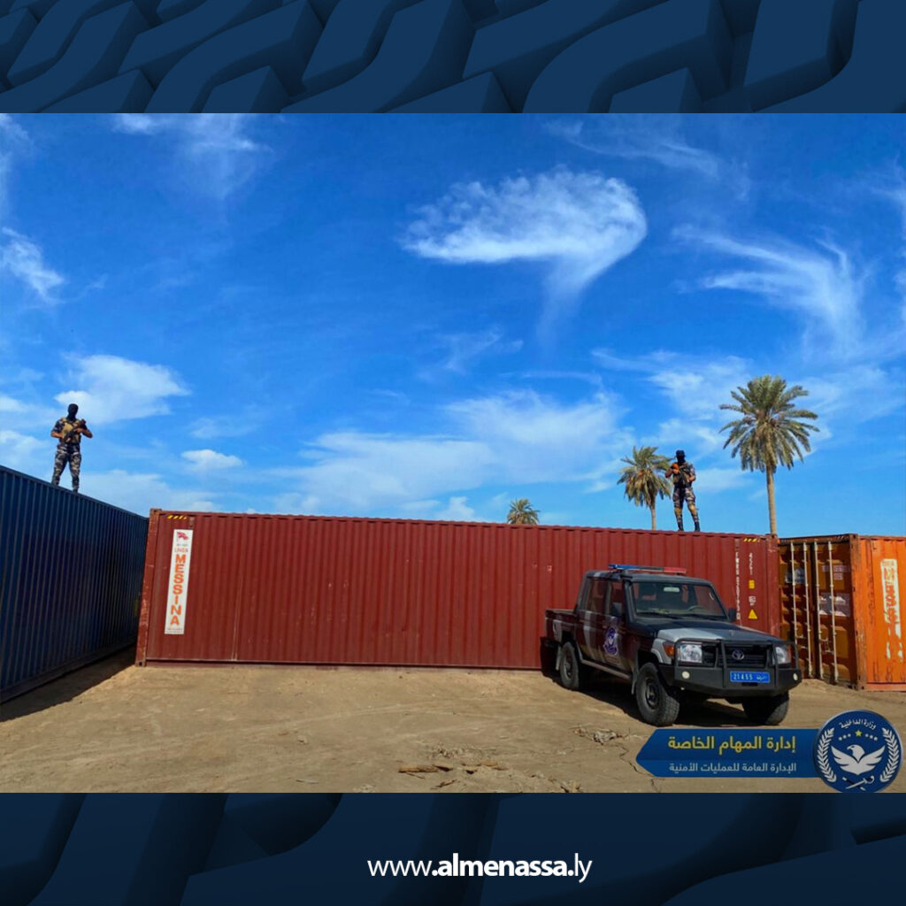 extra Recovered.jpg02 ضبط 59 حاوية محملة بقوارب ومحركات مخصصة لعمليات التهريب داخل مصراتة