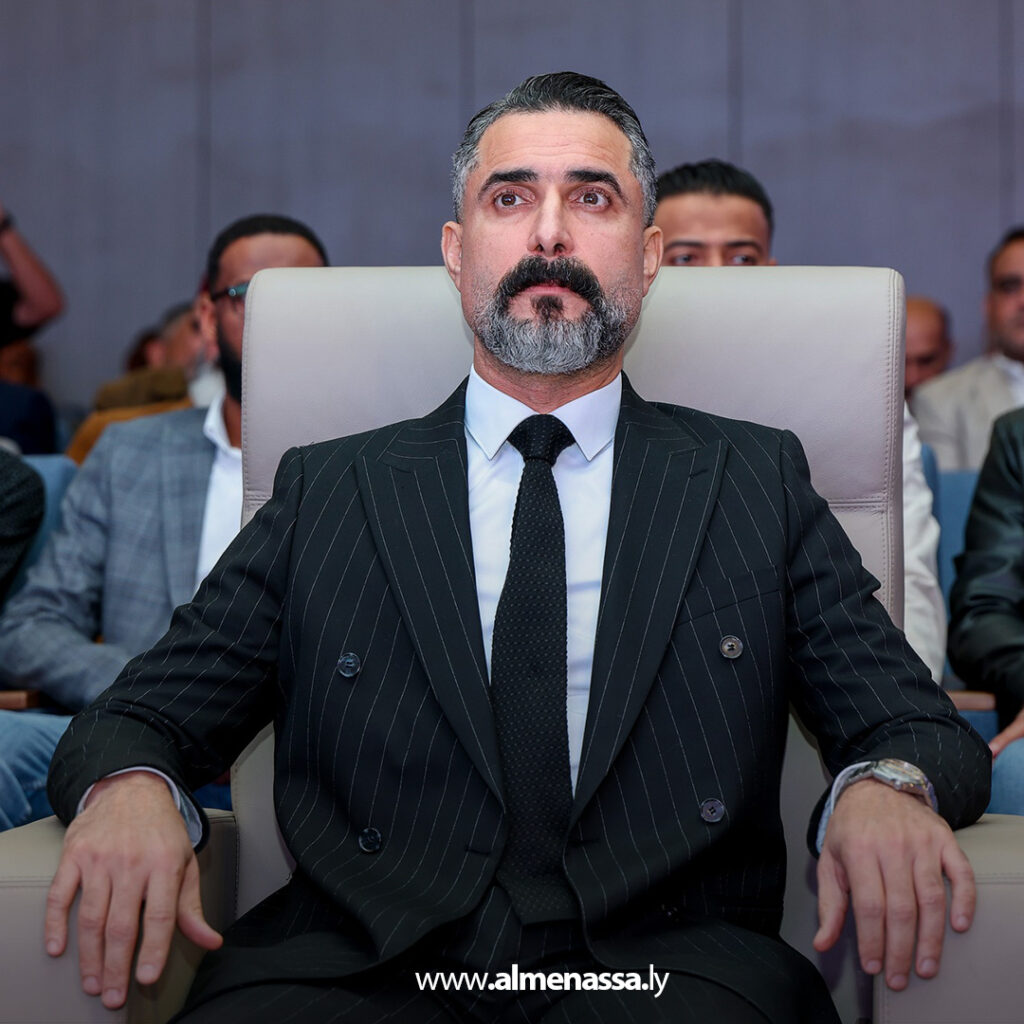 Extra 1.jpg11111111 1 نائب القائد العام للقوات المسلحة يشارك في مراسم أداء القسم للمجالس البلدية المنتخبة