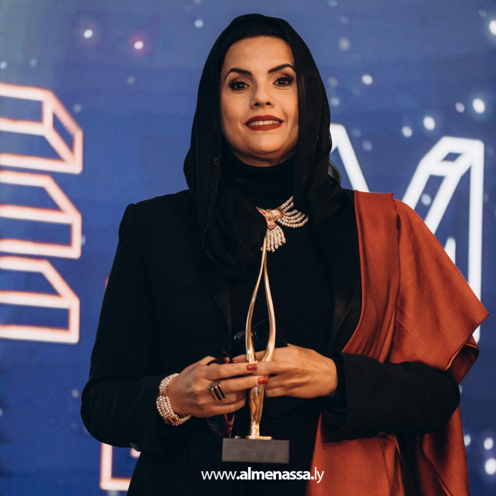 Extra 10.jpg1 10 تكريم الزهراء لنقي بجائزة «تكريم» للخدمات الإنسانية والمدنية