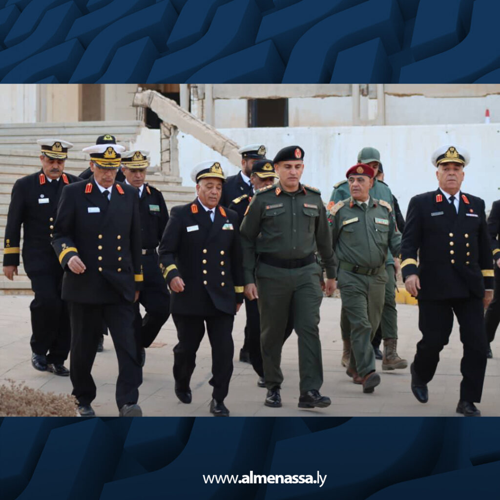 Extra 10.jpg2 10 النمروش يتفقد أعمال الصيانة في الأكاديمية البحرية ويطلع على مراحل الإنجاز