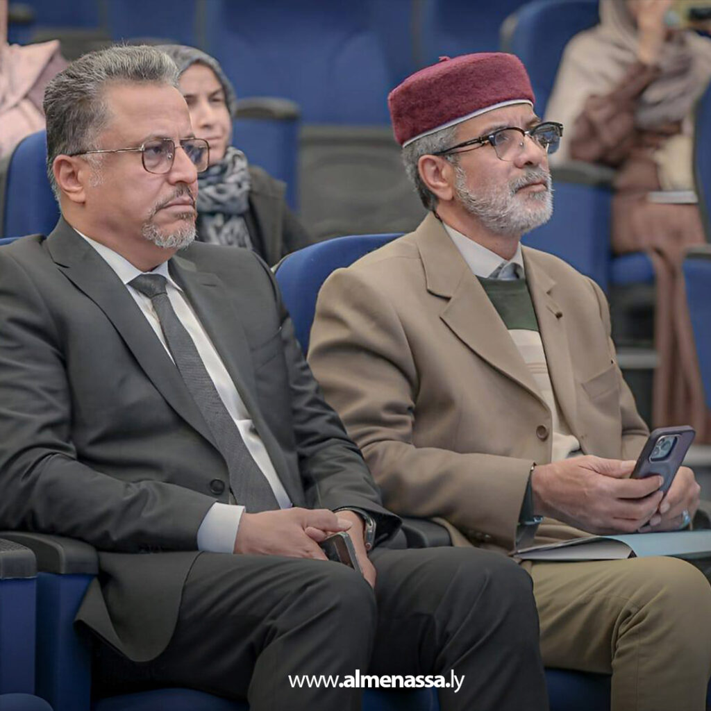 Extra 100.jpg3 100 وزارة العمل تشارك في إشهار الاستراتيجية الوطنية لمكافحة الأمراض غير السارية