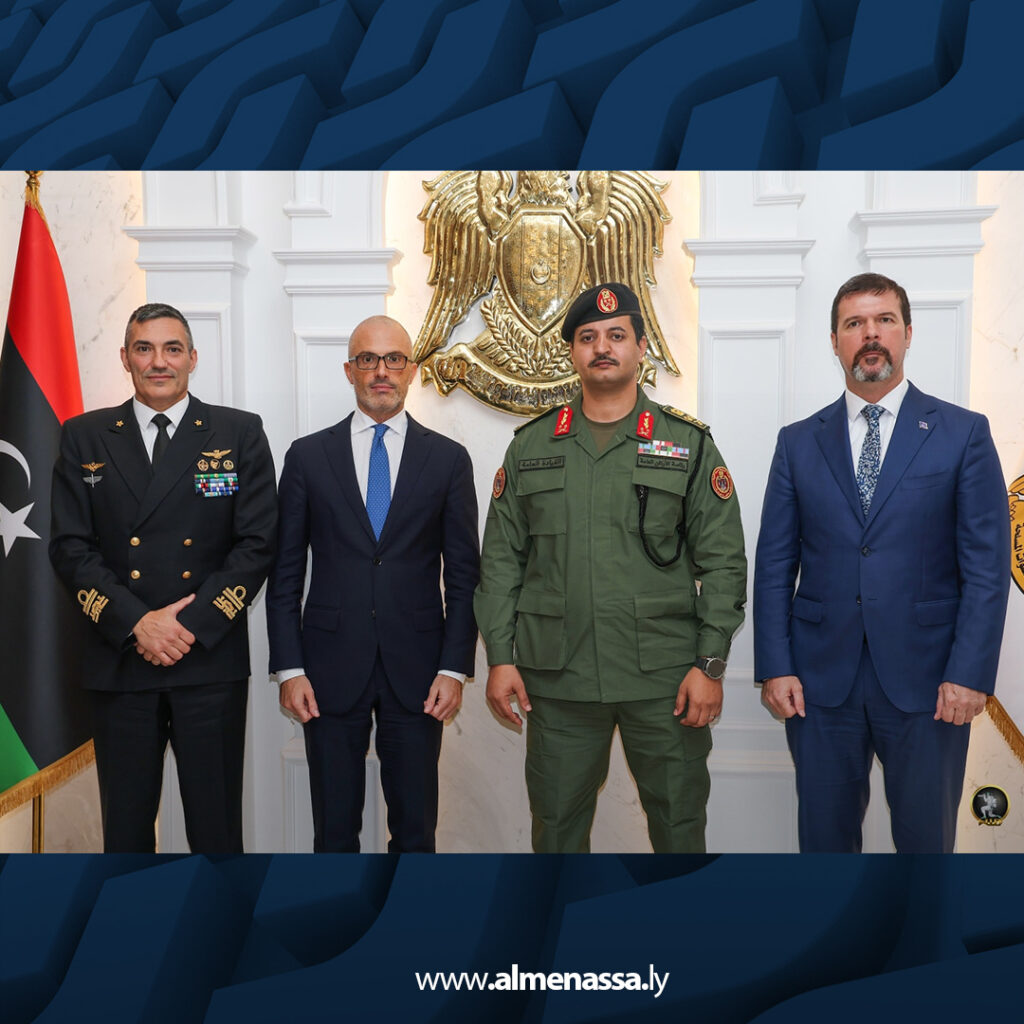 Extra 105 رئيس الأركان العامة يستقبل وفد الاتحاد الأوروبي ويبحث معه تعزيز التعاون الأمني ومكافحة الهجرة غير الشرعية